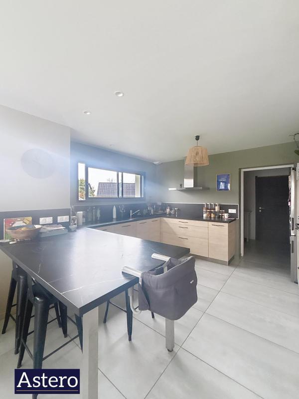 Maison - 135 m² - 5 pièces