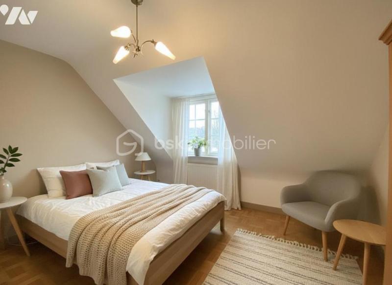 Maison - 102 m² - 5 pièces