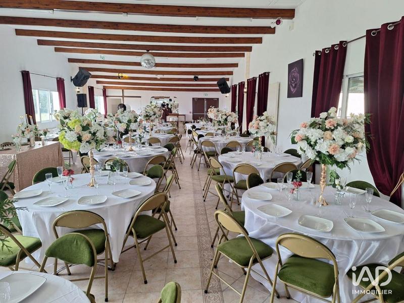 Local commercial - 610 m²