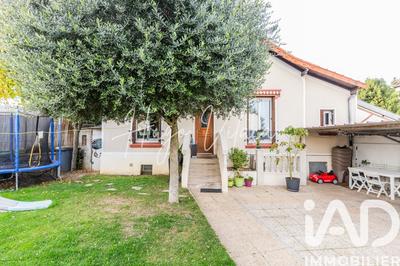 Maison - 89 m² - 5 pièces