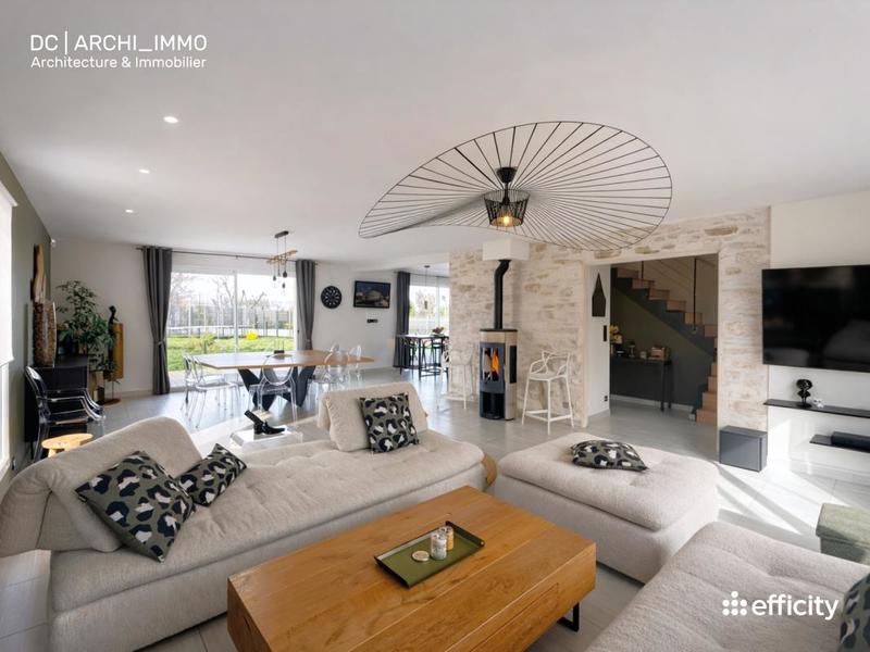 Maison - 200 m² - 7 pièces