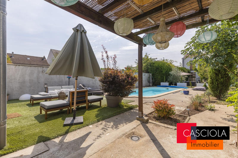 Appartement - 150 m² - 6 pièces