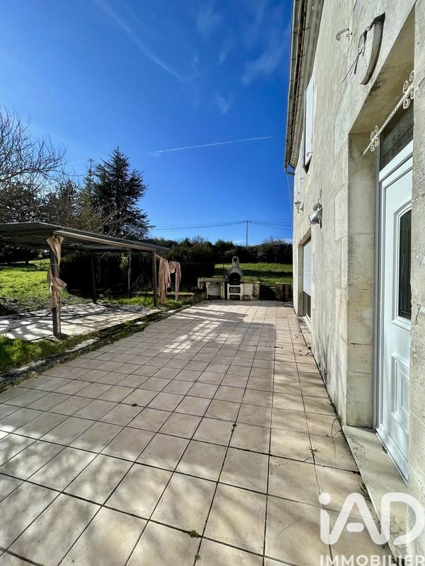 Maison - 244 m² - 7 pièces