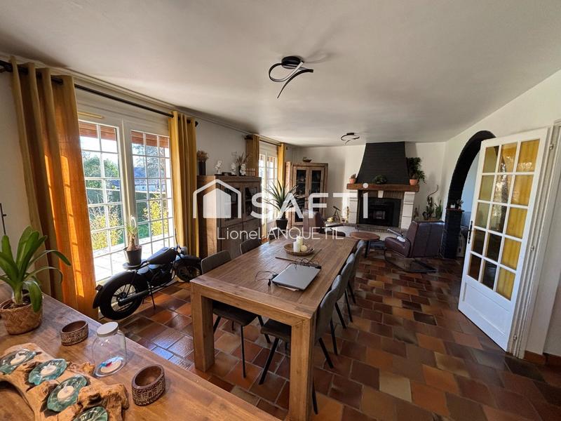 Maison - 102 m² - 4 pièces