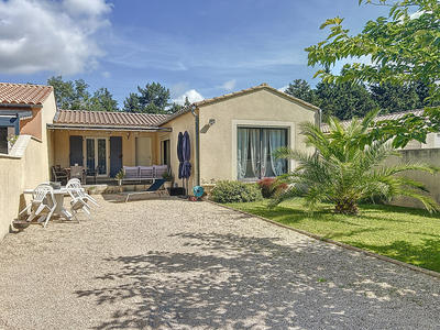 Maison - 94 m² - 4 pièces