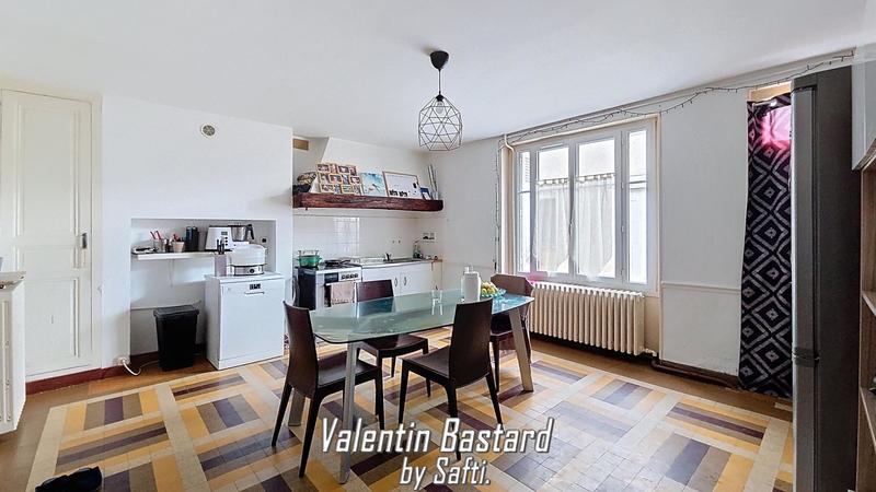 Maison - 135 m² - 6 pièces