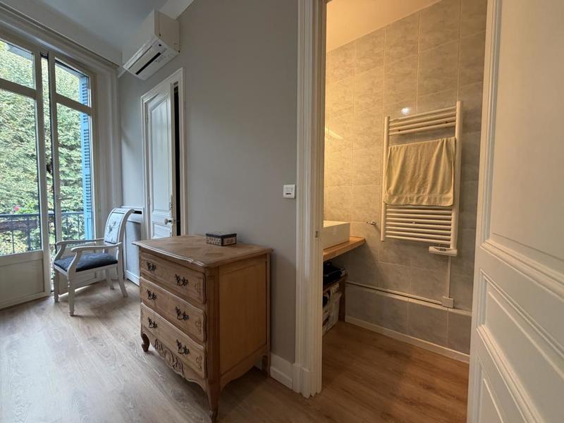 Maison bourgeoise - 257 m² - 12 pièces