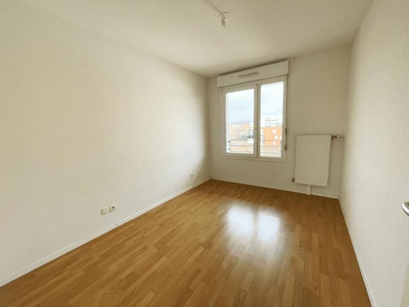 Appartement - 98 m² - 5 pièces