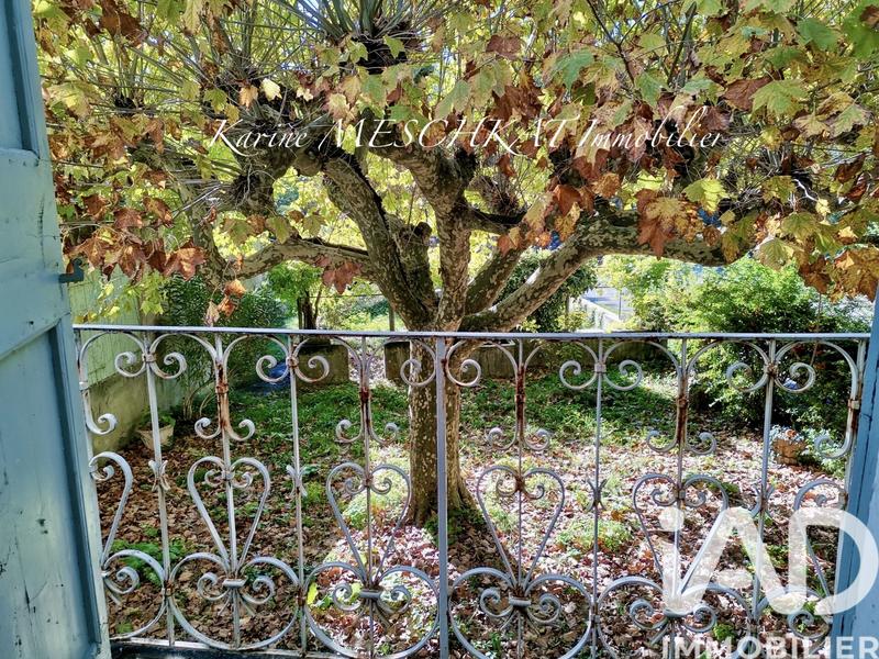 Maison - 308 m² - 10 pièces