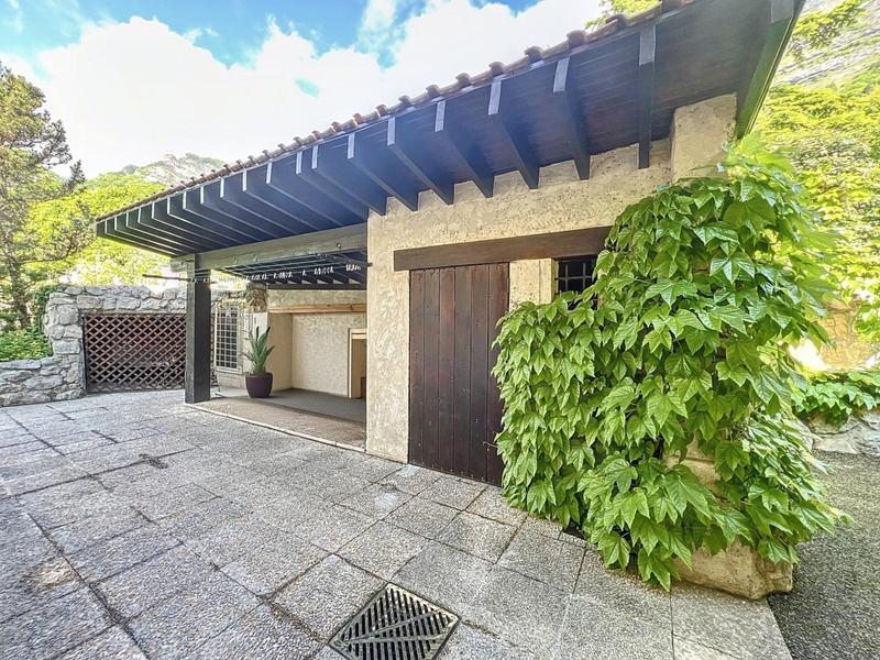 Maison - 158 m² - 6 pièces