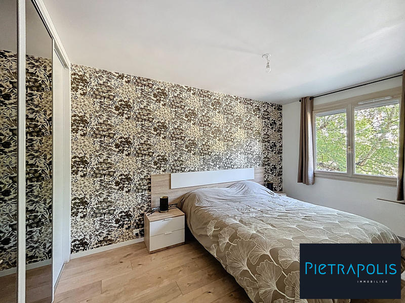 Appartement - 104 m² - 5 pièces