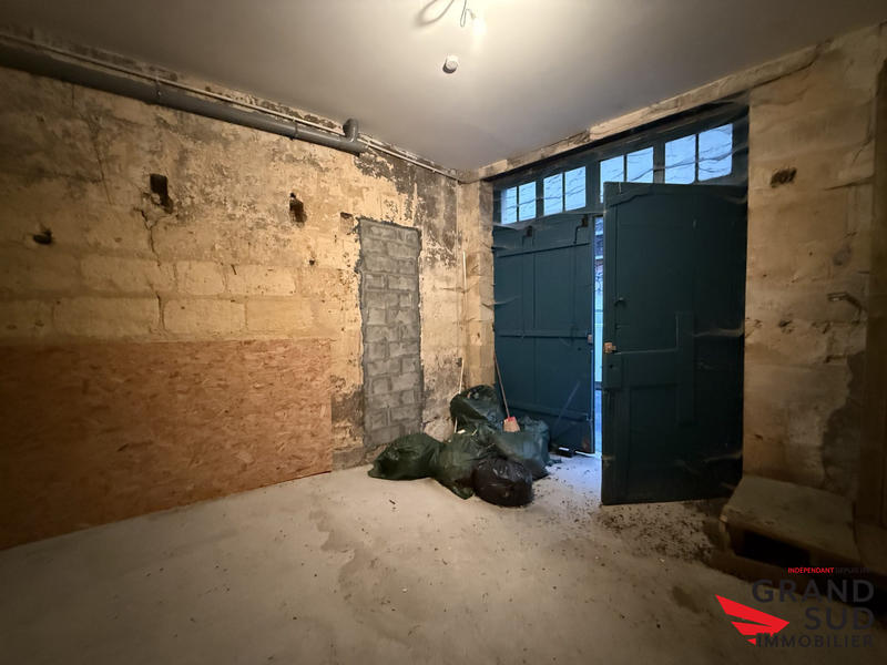 Parking / Garage - 30 m²