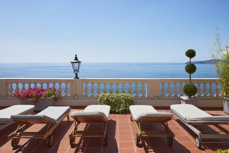 Maison - 350 m² - 7 pièces