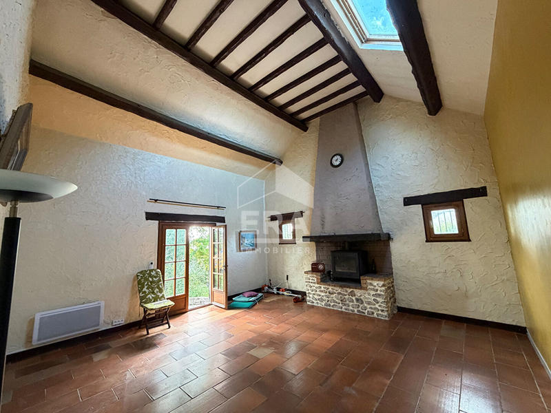 Maison - 94 m² - 5 pièces