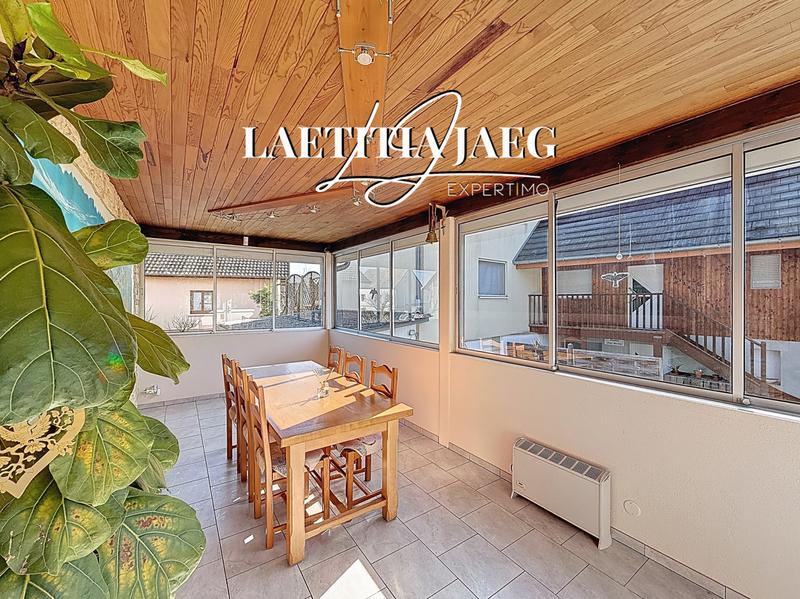 Maison - 272 m² - 10 pièces