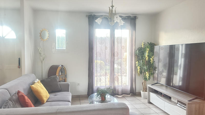 Maison - 96 m² - 4 pièces