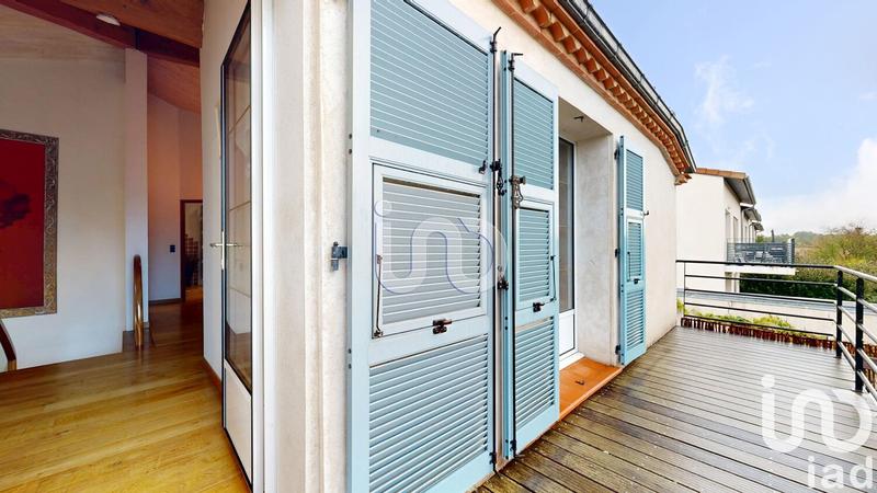 Maison - 213 m² - 6 pièces