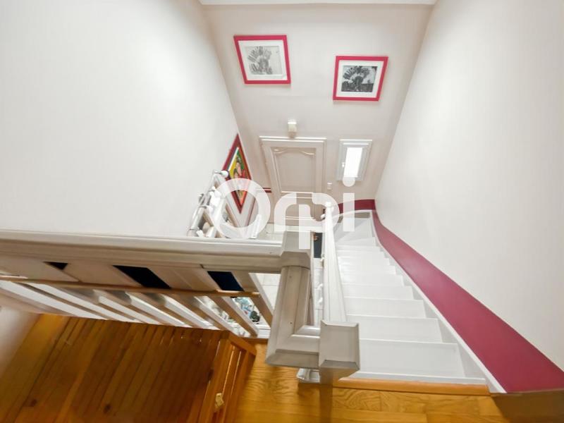 Maison - 160 m² - 5 pièces