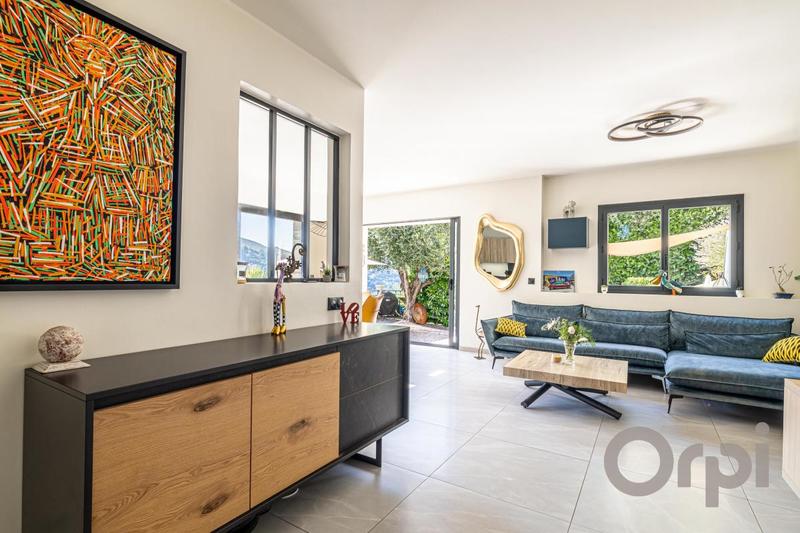 Villa - 140 m² - 5 pièces