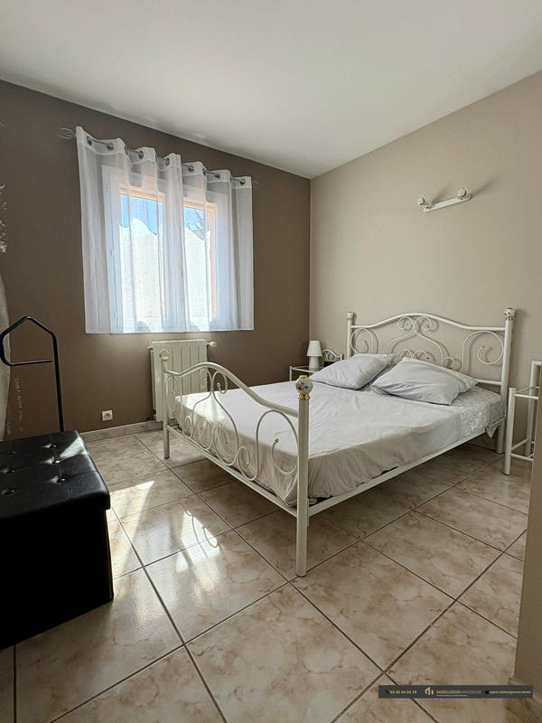 Villa - 100 m² - 4 pièces