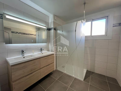 Appartement - 91 m² - 4 pièces