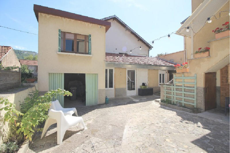 Maison de ville - 144 m² - 8 pièces
