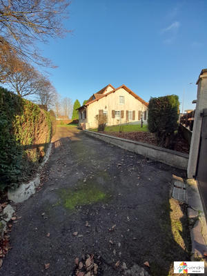 Maison - 176 m² - 6 pièces