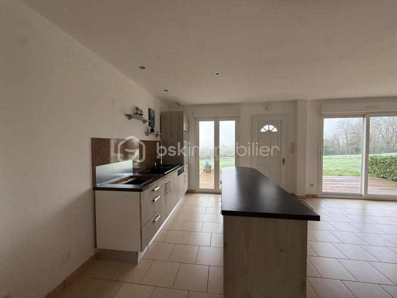 Maison - 104 m² - 4 pièces