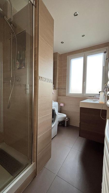 Appartement - 75 m² - 4 pièces