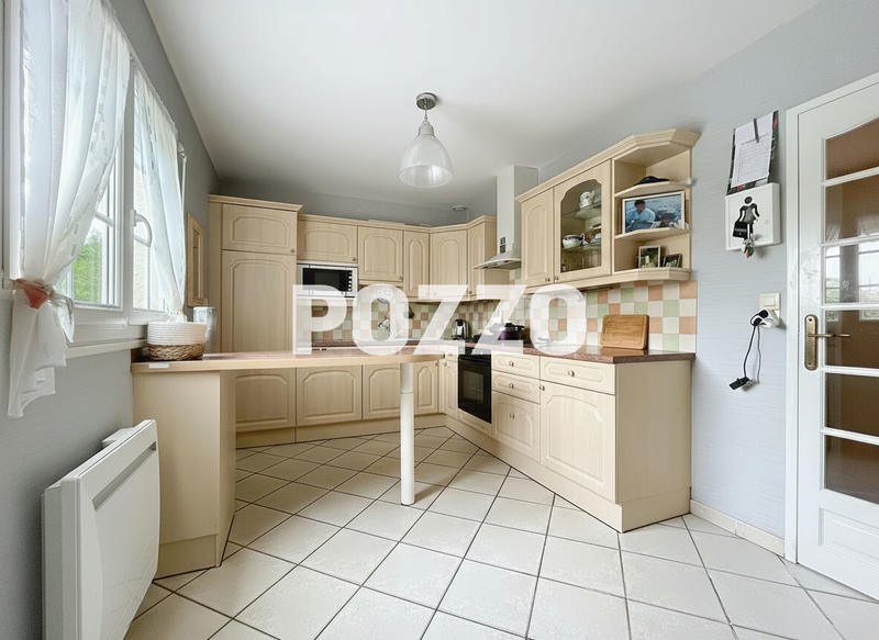 Maison - 98 m² - 4 pièces