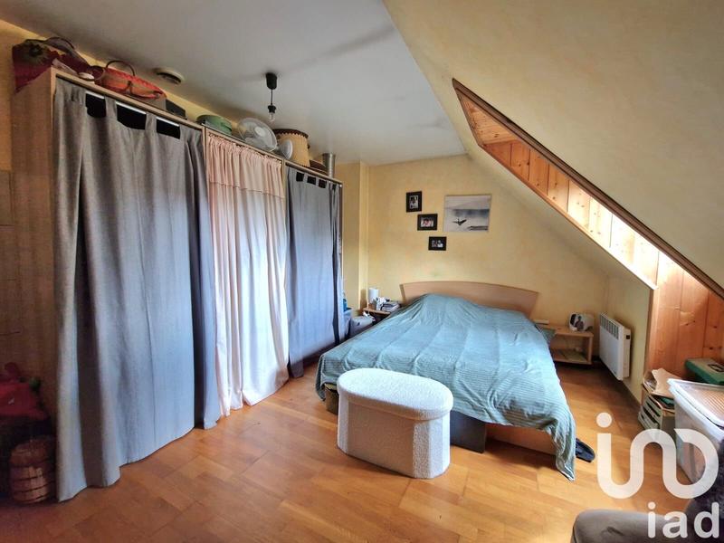 Maison - 93 m² - 5 pièces