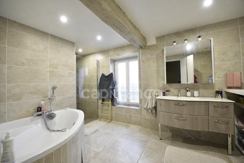 Maison - 115 m² - 4 pièces