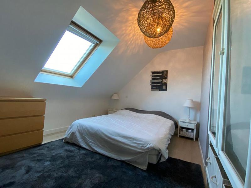 Demeure - 100 m² - 5 pièces