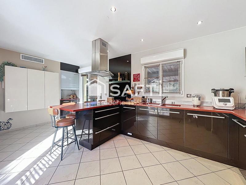 Maison - 117 m² - 4 pièces