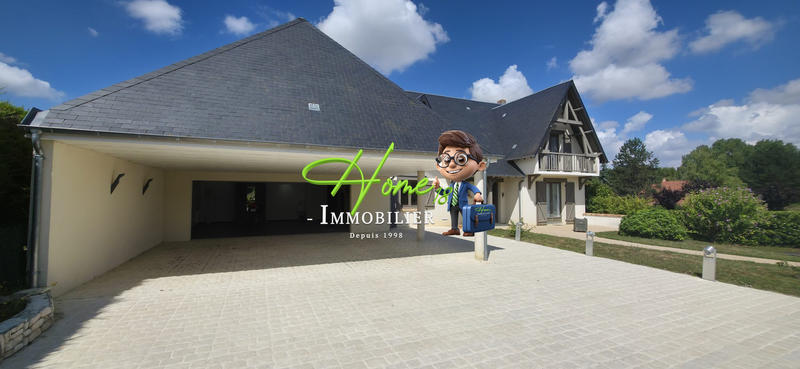 Maison - 245 m² - 7 pièces