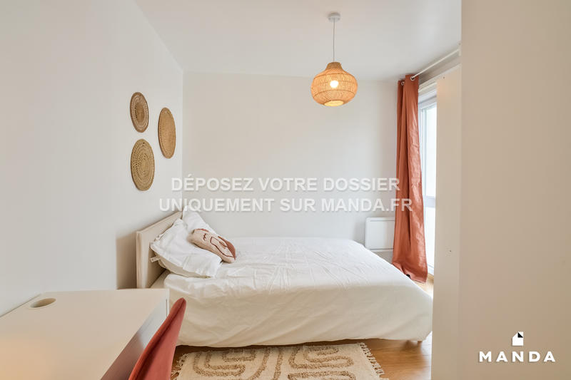 Chambre - 10 m² - 5 pièces
