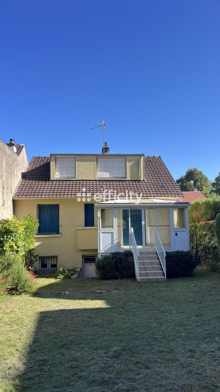 Maison - 141 m² - 6 pièces