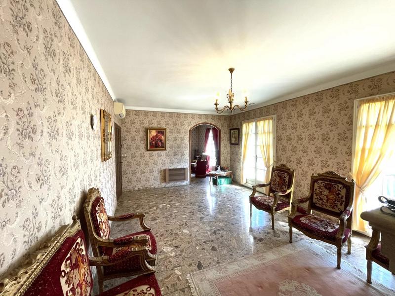 Maison - 185 m² - 7 pièces