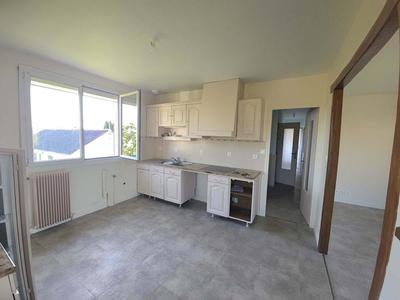 Maison - 111 m² - 6 pièces