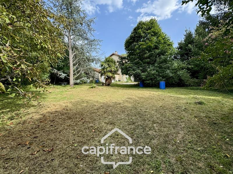 Maison - 155 m² - 8 pièces