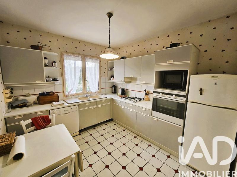 Maison - 90 m² - 4 pièces