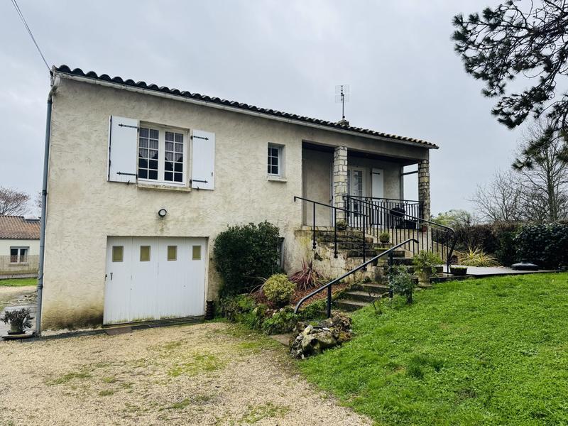 Maison traditionnelle - 154 m² - 6 pièces