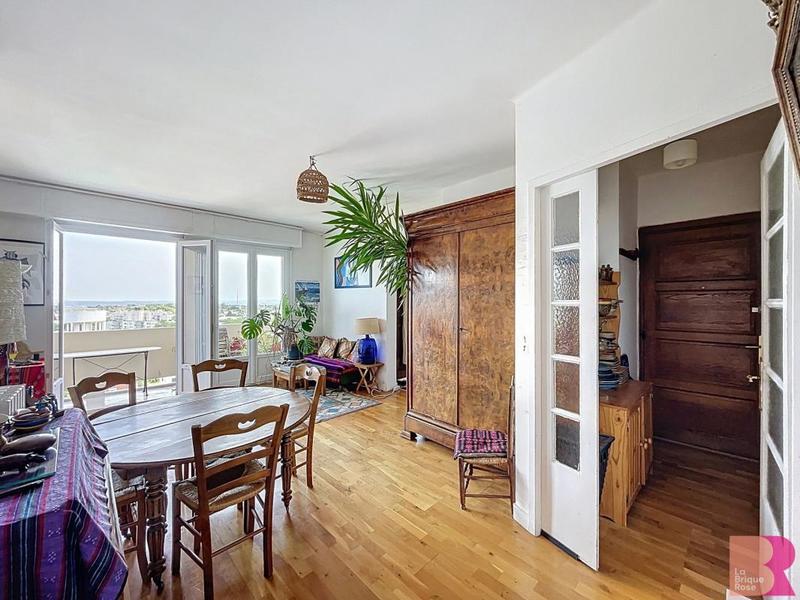 Appartement - 117 m² - 5 pièces