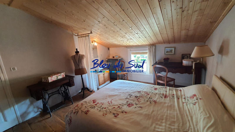 Maison - 196 m² - 10 pièces