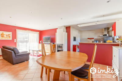 Maison - 104 m² - 5 pièces