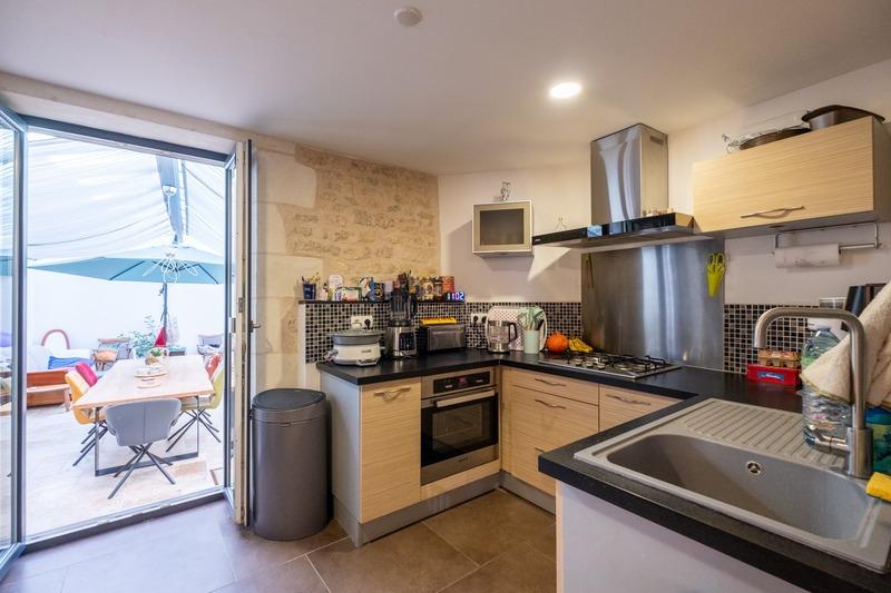 Maison en pierre - 207 m² - 7 pièces