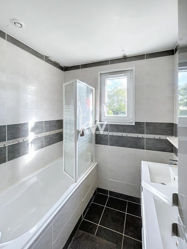 Pavillon - 88 m² - 5 pièces