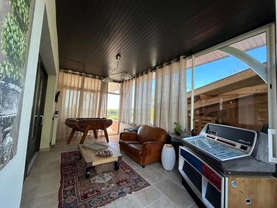 Maison - 185 m² - 7 pièces