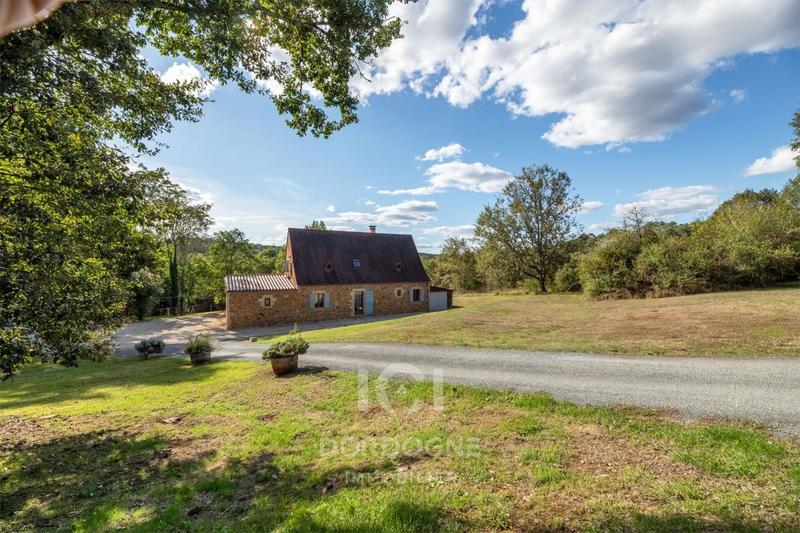 Maison en pierre - 130 m² - 4 pièces