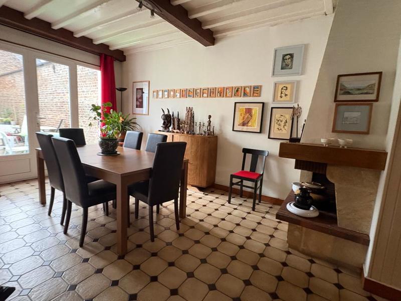 Maison - 160 m² - 8 pièces